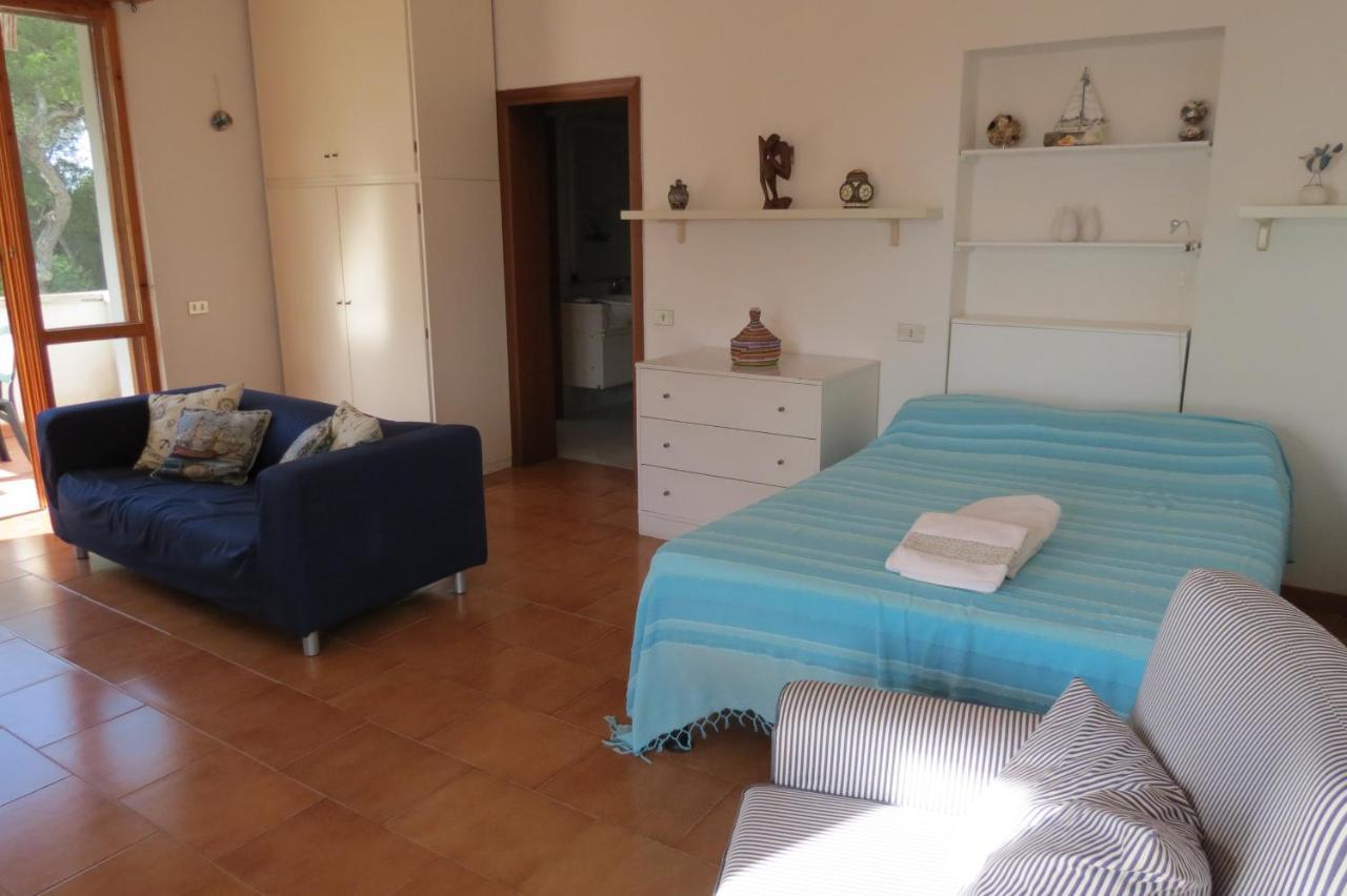Bellavista Beachfront Apartments Quercianella Eksteriør billede