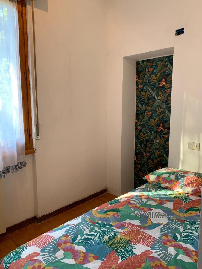 Bellavista Beachfront Apartments Quercianella Eksteriør billede